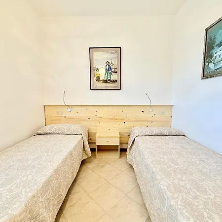 Agenzia Vear - Apartahotel