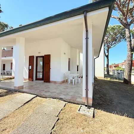 アパートホテル Vear Apartments - Lido Di Volano 3*