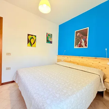 Agenzia Vear - Lägenhetshotell Lido di Volano