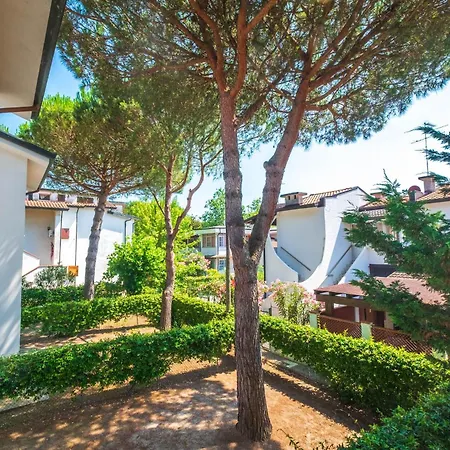 Apartahotel Agenzia Vear -