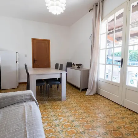 Agenzia Vear - Lägenhetshotell Lido di Volano