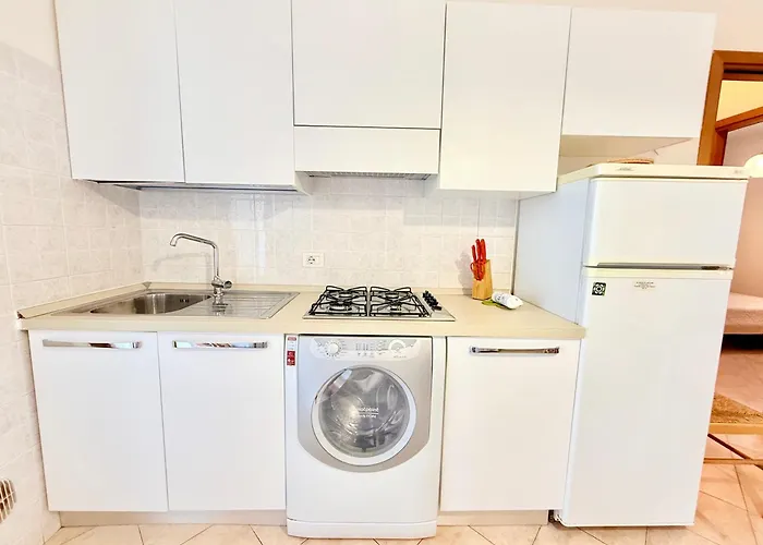 Vear Apartments - Lido Di Volano アパートホテル 3*