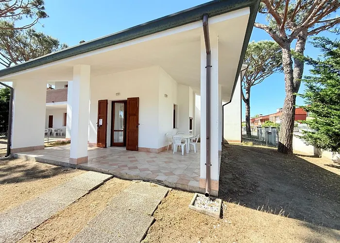 アパートホテル Vear Apartments - Lido Di Volano 3*