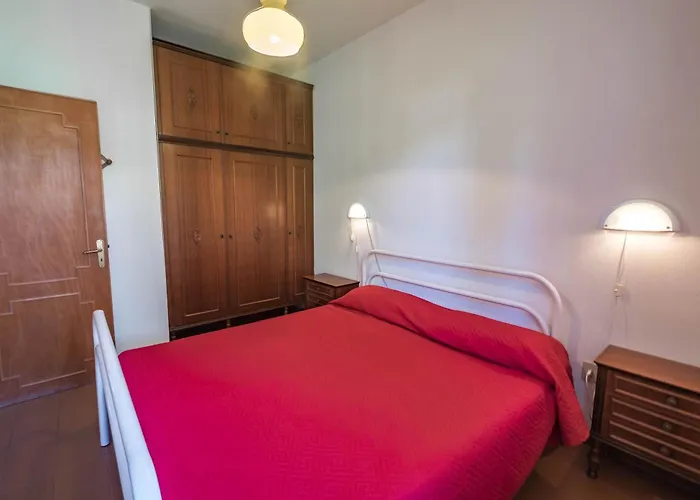 Vear Apartments - Lido Di Volano アパートホテル